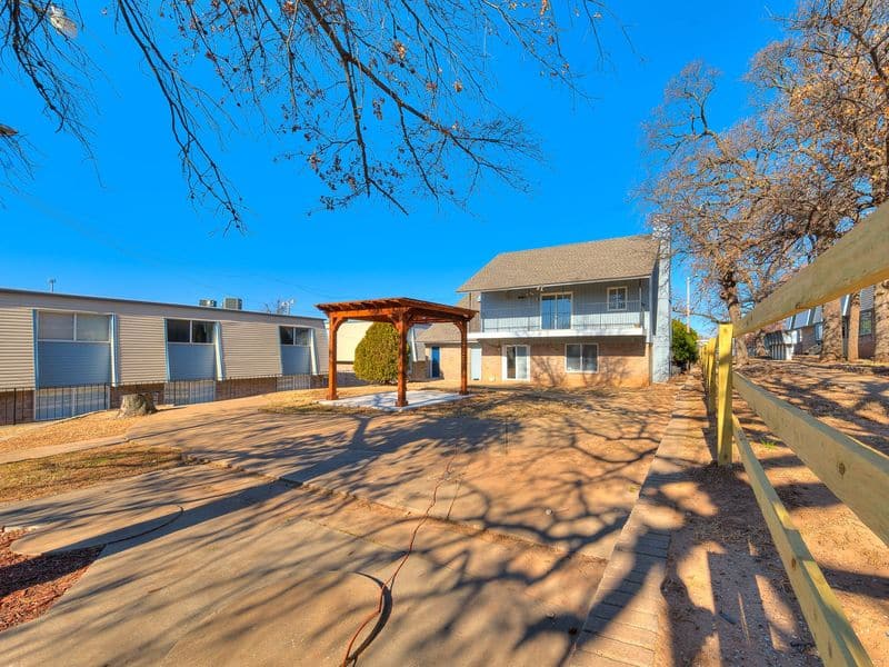 MacArthur Apartments Allied